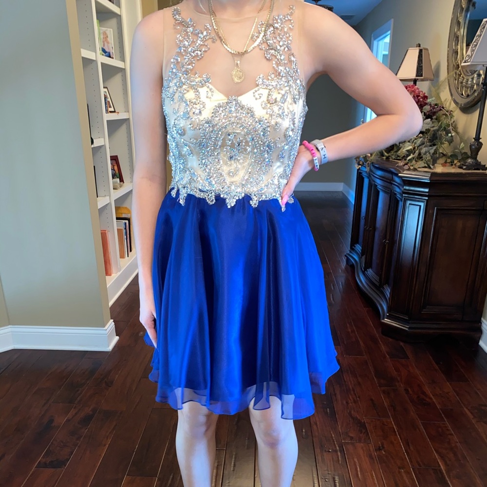 Alyce Paris homecoming dress